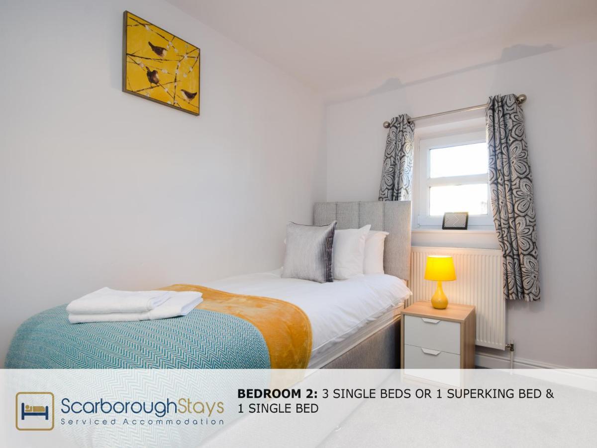 Hibernia Place, 3 Bedroom Townhouse With Patio & Seating Area - Free Parking Scarborough Kültér fotó