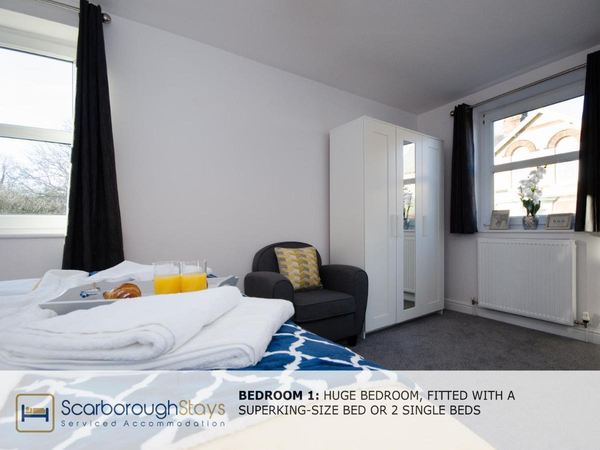 Hibernia Place, 3 Bedroom Townhouse With Patio & Seating Area - Free Parking Scarborough Kültér fotó