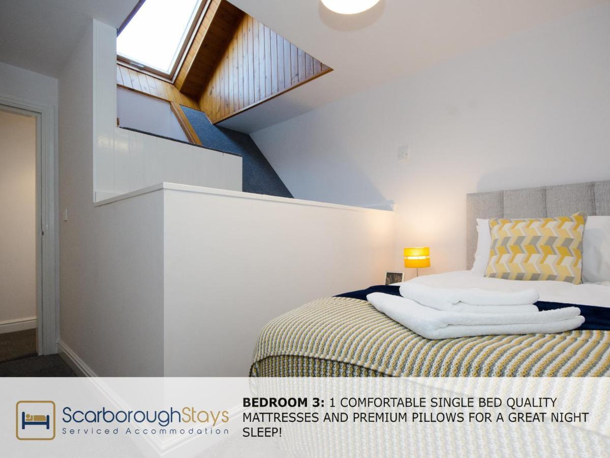 Hibernia Place, 3 Bedroom Townhouse With Patio & Seating Area - Free Parking Scarborough Kültér fotó