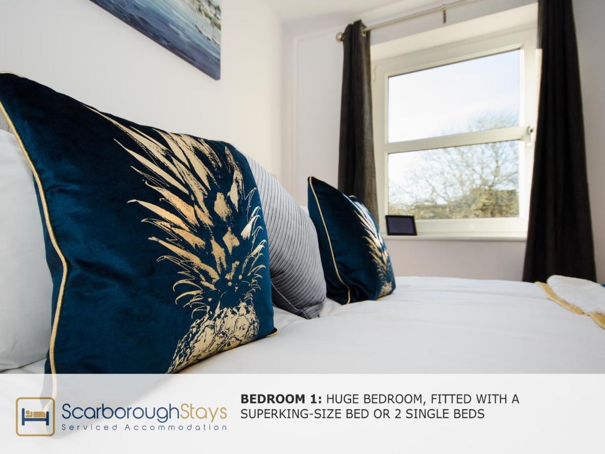 Hibernia Place, 3 Bedroom Townhouse With Patio & Seating Area - Free Parking Scarborough Kültér fotó
